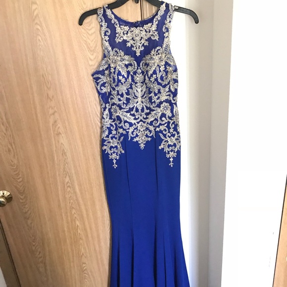 prom dress - Picture 2 of 8